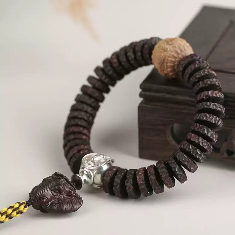 Fragrant Grey Six Words of Truth Rosewood Strings Men's Literature Play Plate Play Bracelet-1