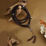 Small-leaf red sandalwood old mountain sandalwood six words of truth 108 beads strings text disc to play Nenbutsu beads men and women models-2