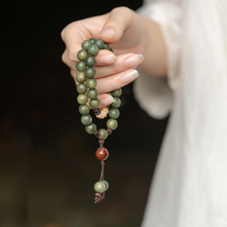 Green Sandalwood Buddha Bead Strings Old Sandalwood Bacopa Monnieri Seed Handheld Long Rosary Male and Female Students Disc Play Mori Bracelet-4