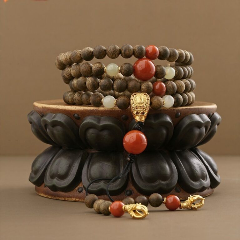 Incense Green Pine Southern Red Bead String 108 Pieces of Literature Play Plate Play Buddha Beads Woodwork Bracelet Female-1