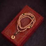 Old Mountain Sandalwood 108 Buddha Beads Rosary Beeswax Jasper Round Beads Male Peace Button Incense Wood Necklace Strings-4