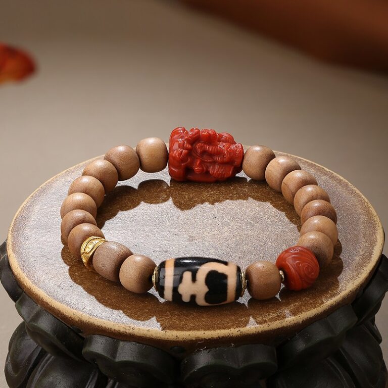 Incense Tiger's Tooth Dzi Bead Bracelet Old Sandalwood Jixiang Nanhong Carvings Bracelet Wooden Cultural Toys Beads-3