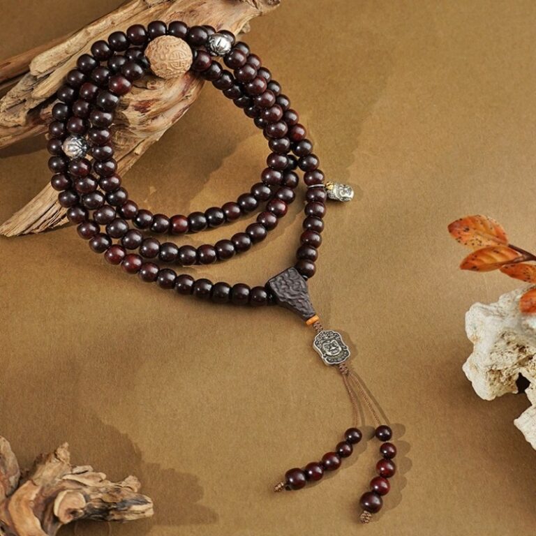 Small-leaf red sandalwood old mountain sandalwood six words of truth 108 beads strings text disc to play Nenbutsu beads men and women models-9