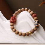 Incense Tiger's Tooth Dzi Bead Bracelet Old Sandalwood Jixiang Nanhong Carvings Bracelet Wooden Cultural Toys Beads-10