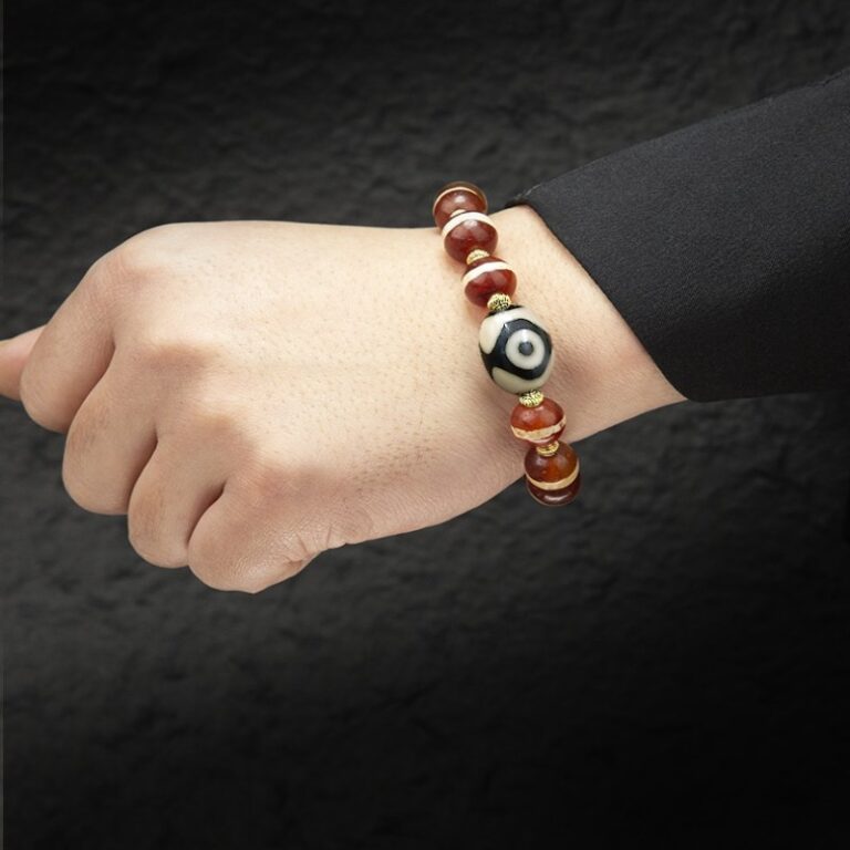 Three-Eyed Dzi Tibetan Cow Bone Strings Agate Playing with Discs Holding Tiger Teeth Bracelets for Men and Women-13