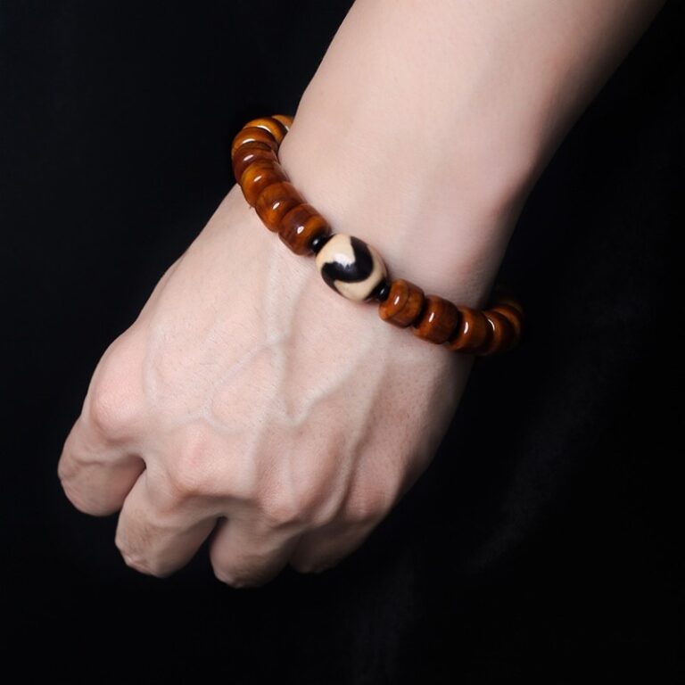 Ox Bone Nine Eyes Tibetan Dzi Bead Strings Lightning Tiger Tooth Fragrance Ash Rosary Buddha Bead Bracelets for Men and Women-14